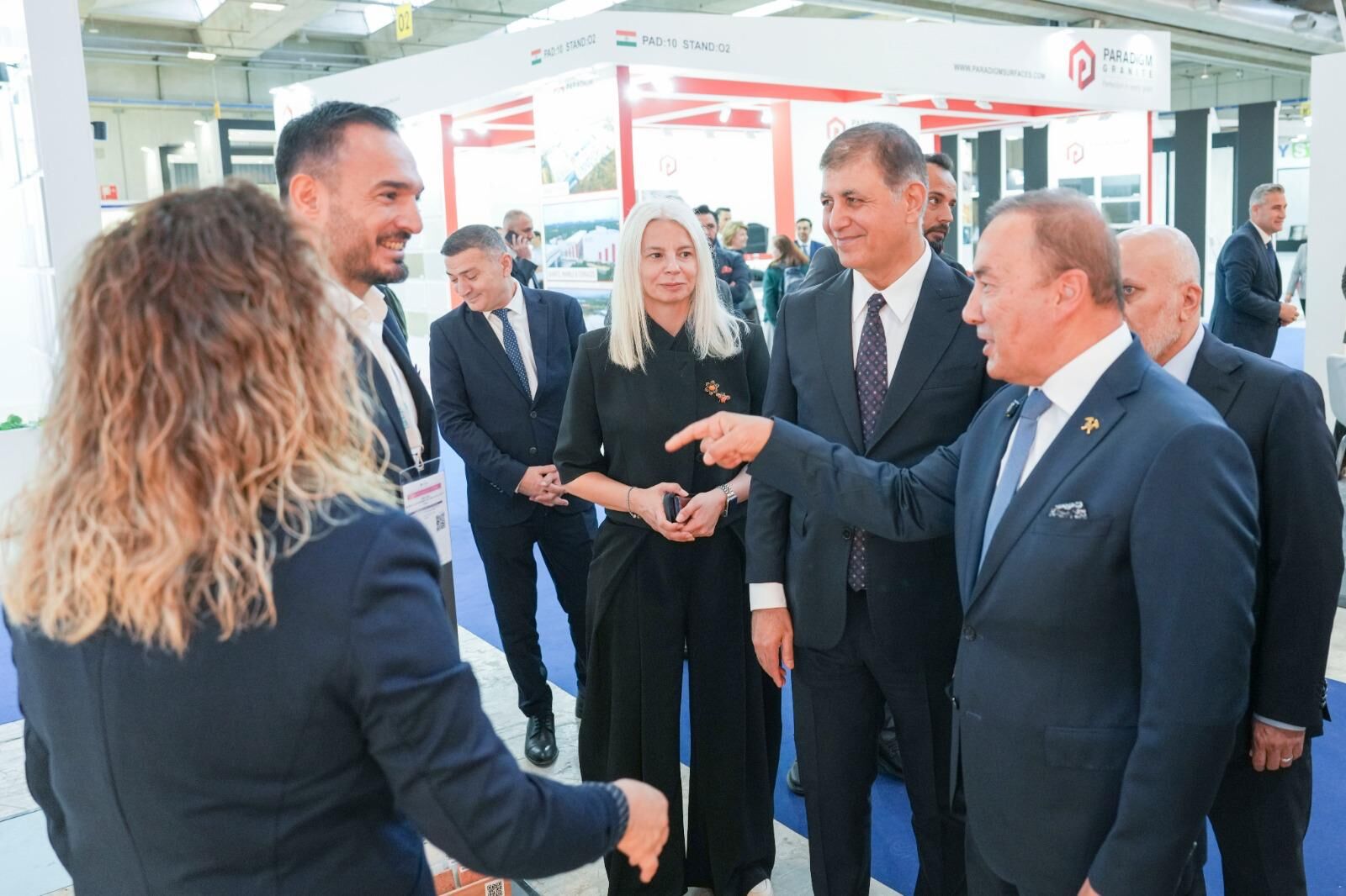 İzmir ile Verona arasında mermer köprüsü