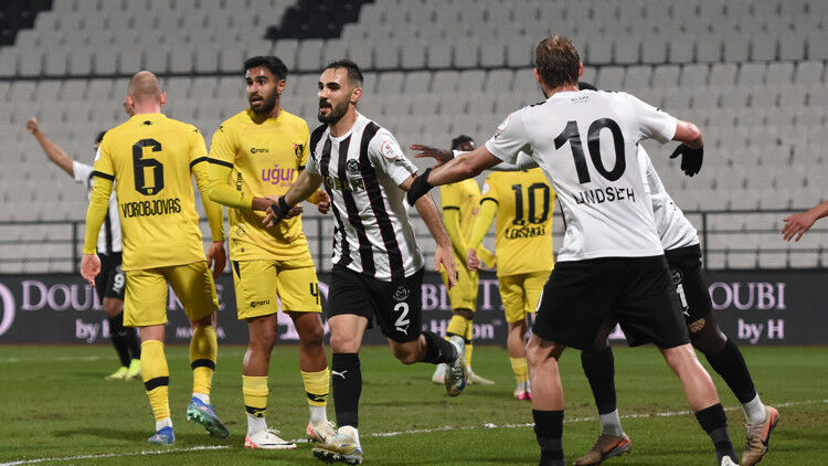 Manisa FK son dakikada mağlup