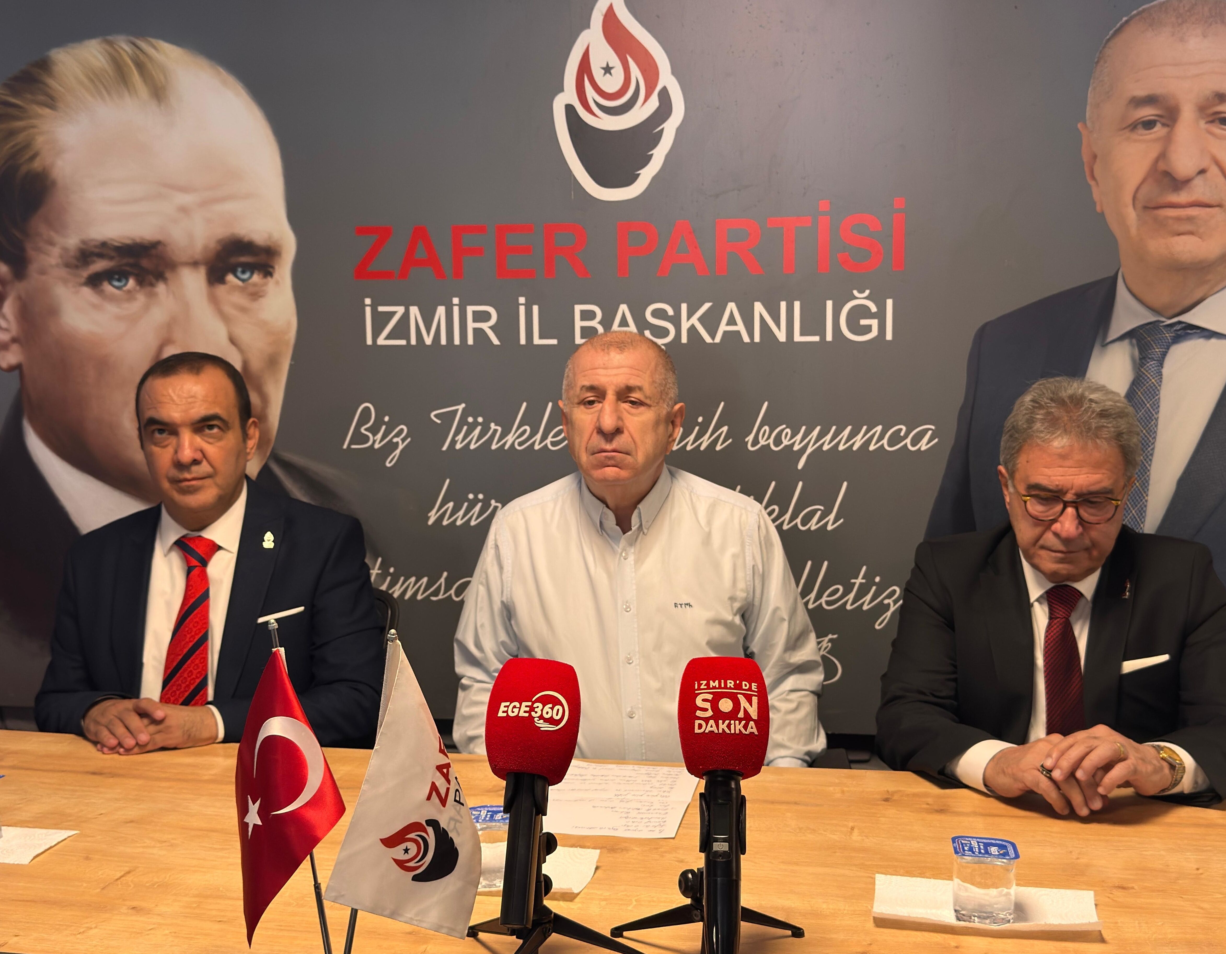 Zafer Partisi Genel Başkanı Özdağ, İzmir'de partililerle buluştu