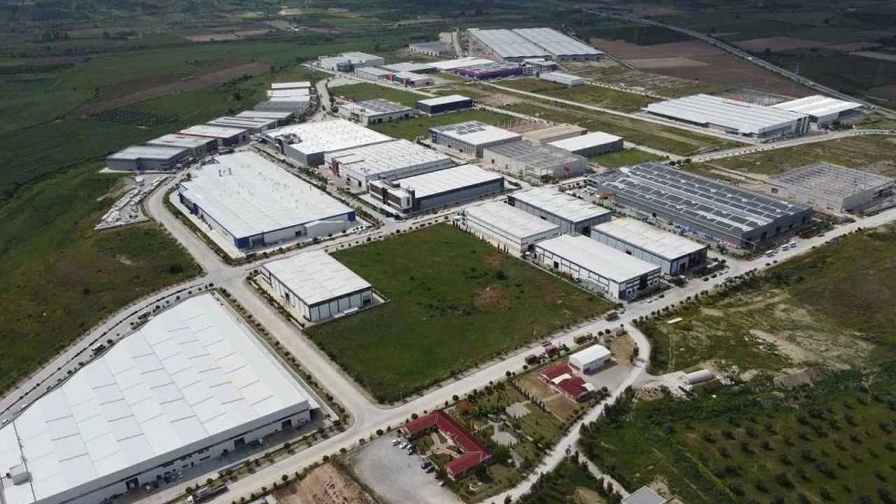 İzmir'de 15 milyon liralık kauçuk üretim tesisi için ÇED süreci başladı