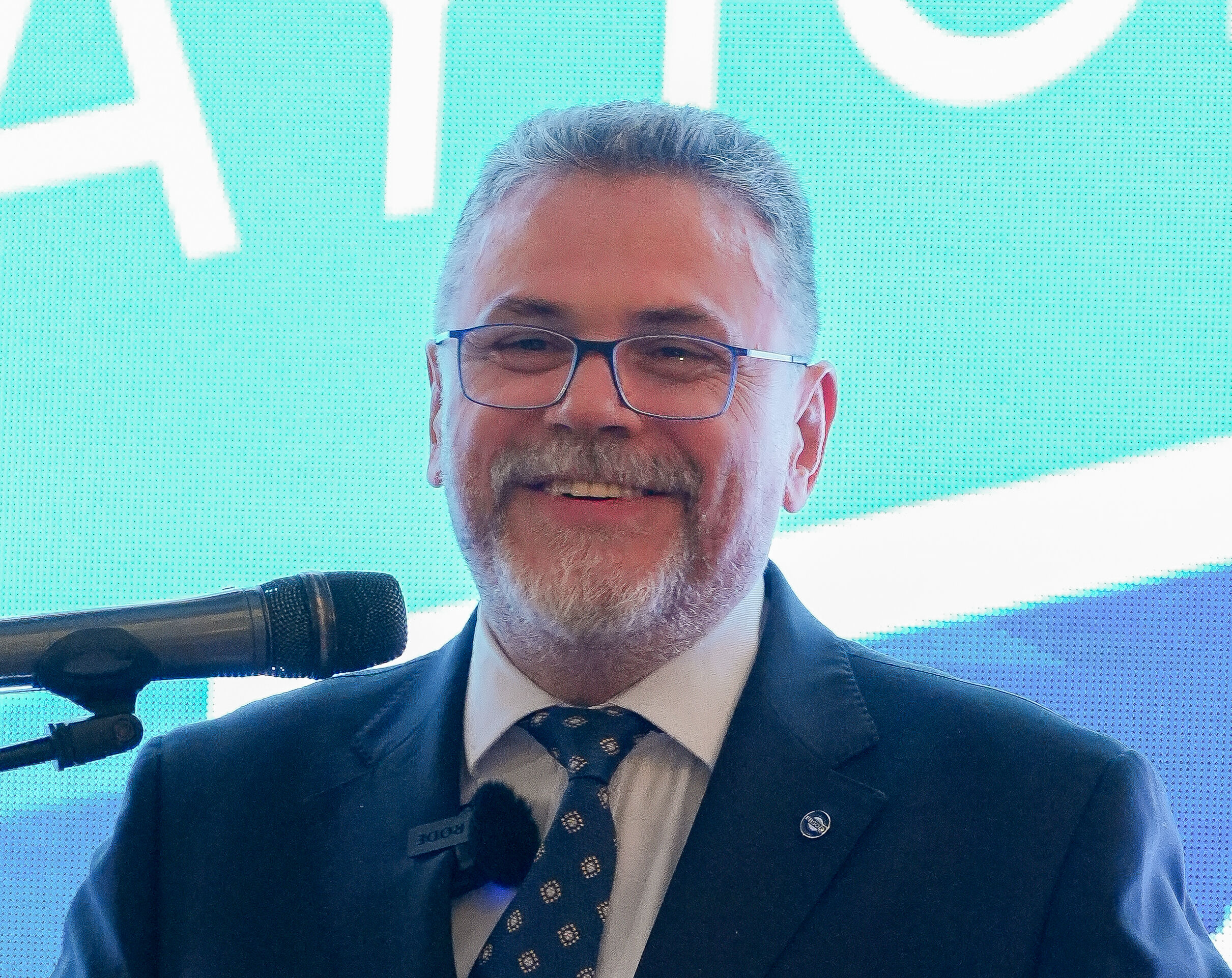 D S C07358