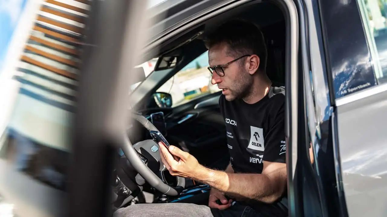 Miko Marczyk Sets Guinness Ev Range Record In The Audi A6 Sportback E Tron (7)