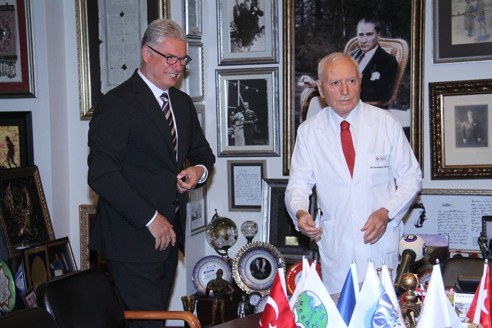 Mudanya Mütarekesi Barış Yolu Ödülü Prof. Dr. Mehmet Haberal’a verildi
