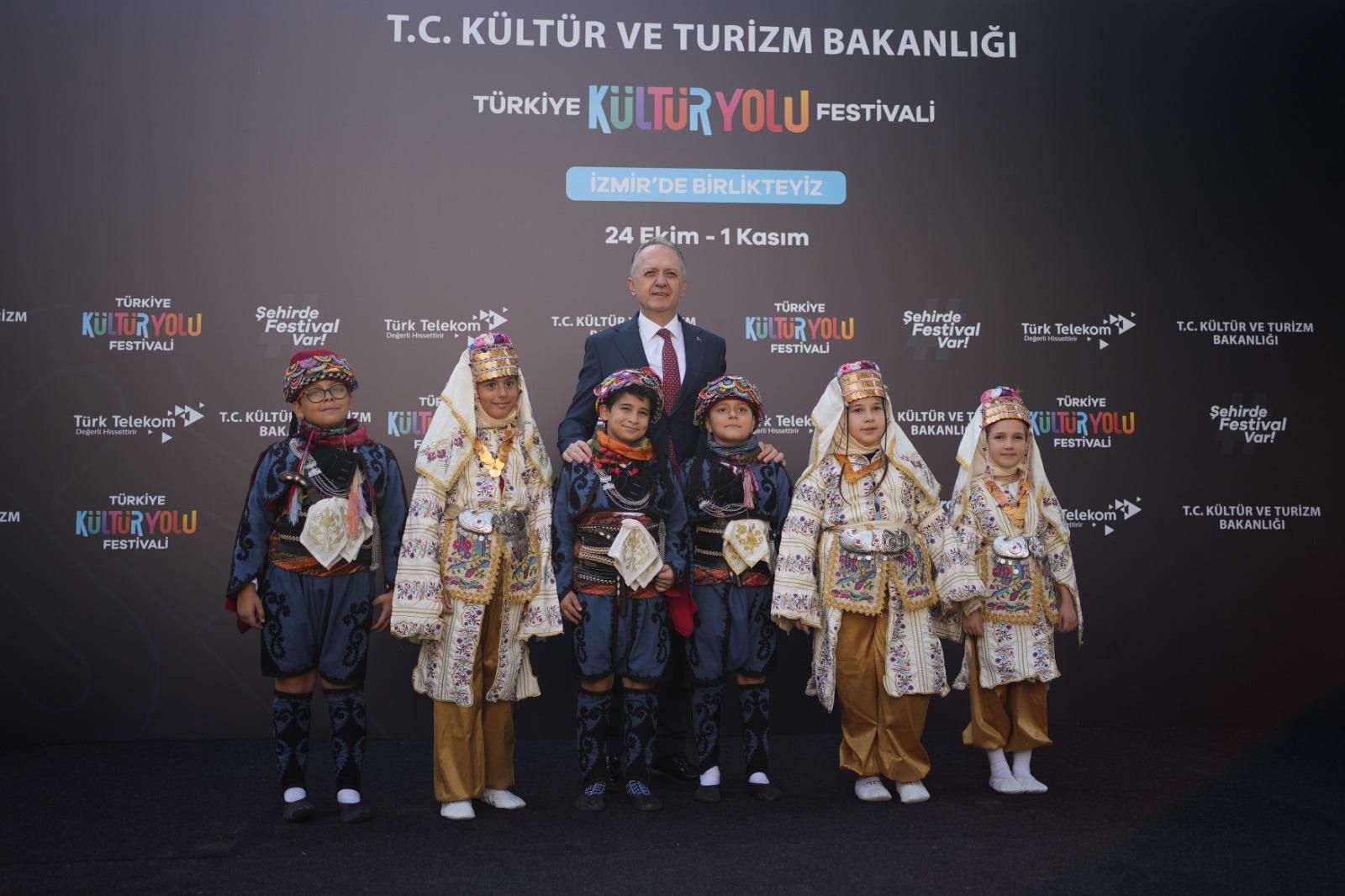 001 İzmi̇r’de Kültür Yolu Festi̇vali̇ Heyecani Dördüncü Kez Başladi
