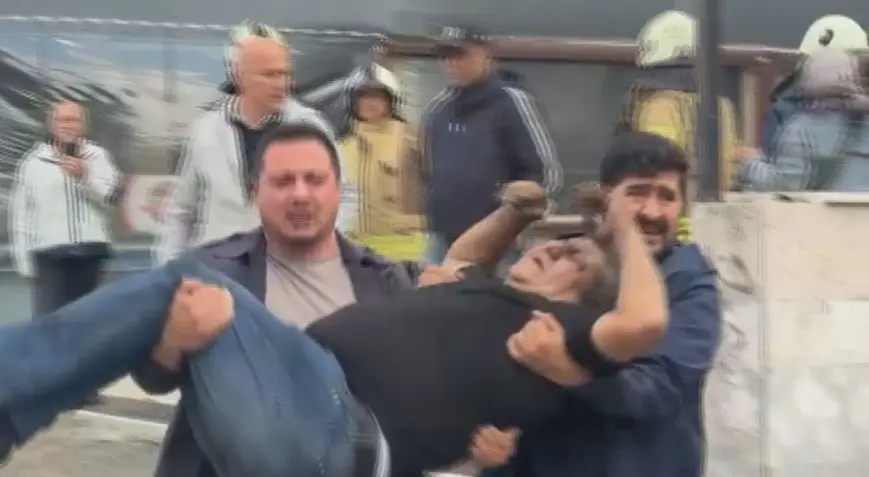 Kadıköy'de 8 katlı binada alevli kabus