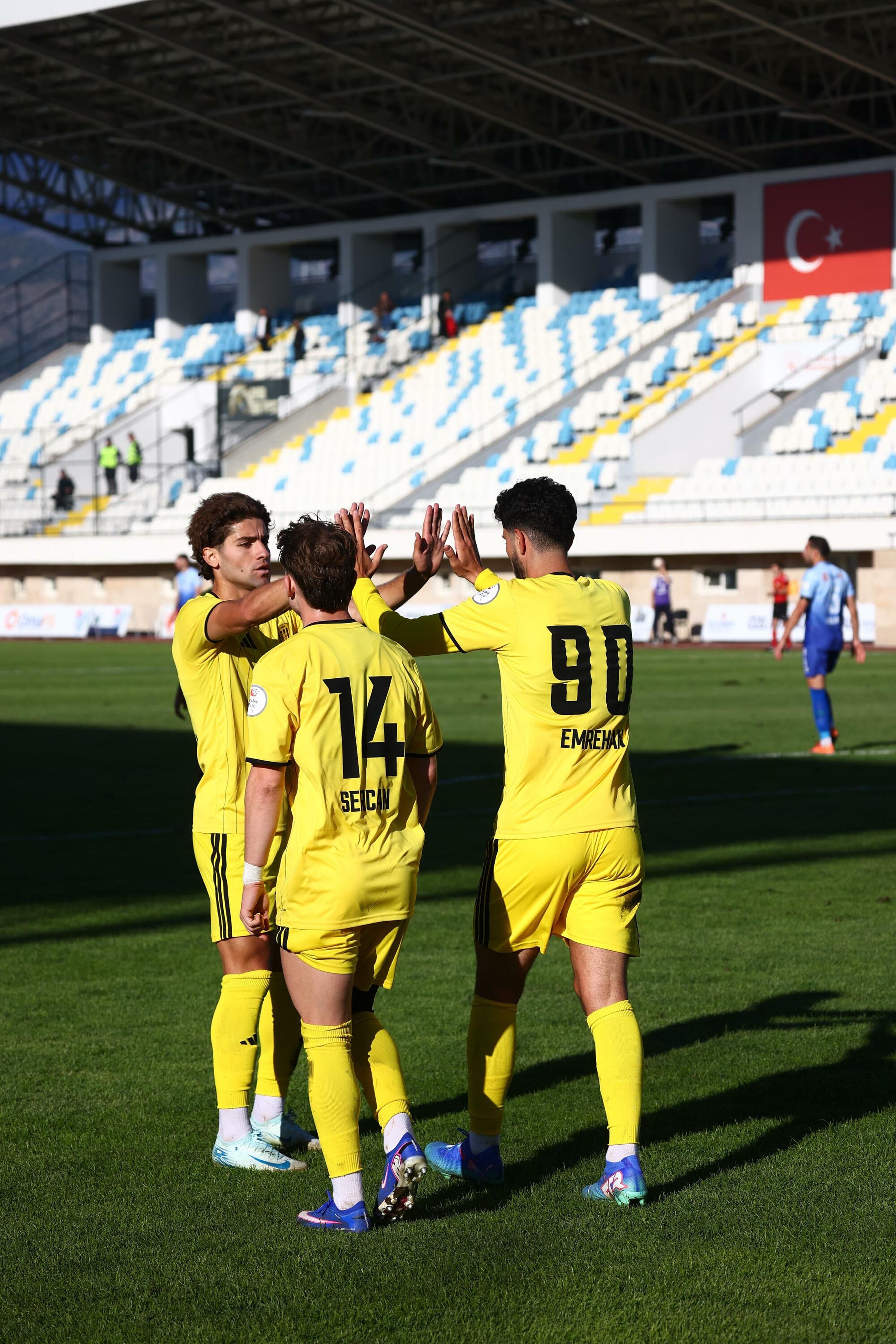 Aliağa FK tam gaz