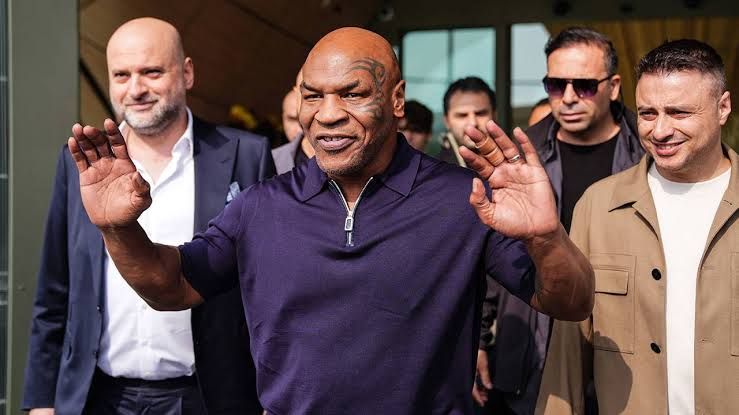 Mike Tyson İstanbul'da!
