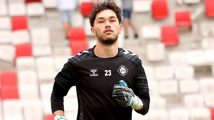 Altay'da kaleci Ulaş güven verdi