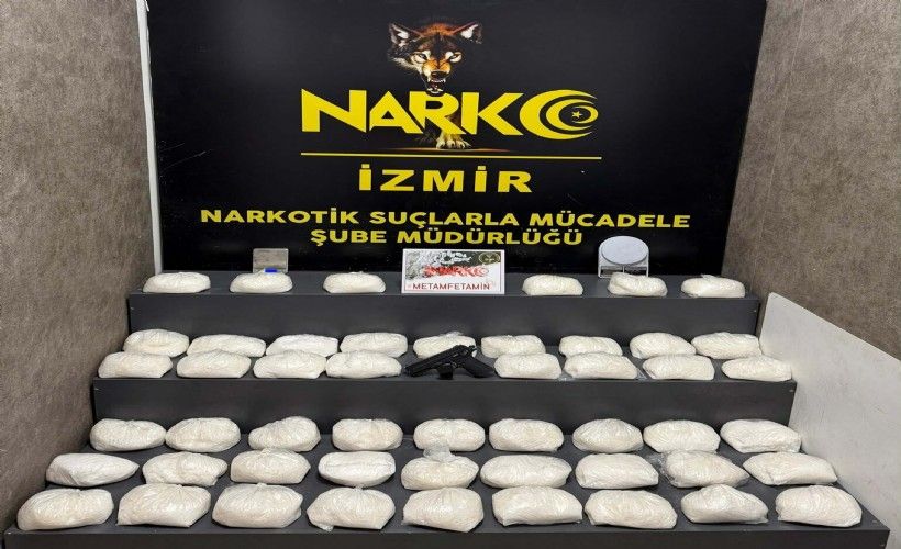 Izmirde Uyusturucu Operasyonu 32 5 Kilo Metamfetamin Ele Gecirildi 401689 News Big