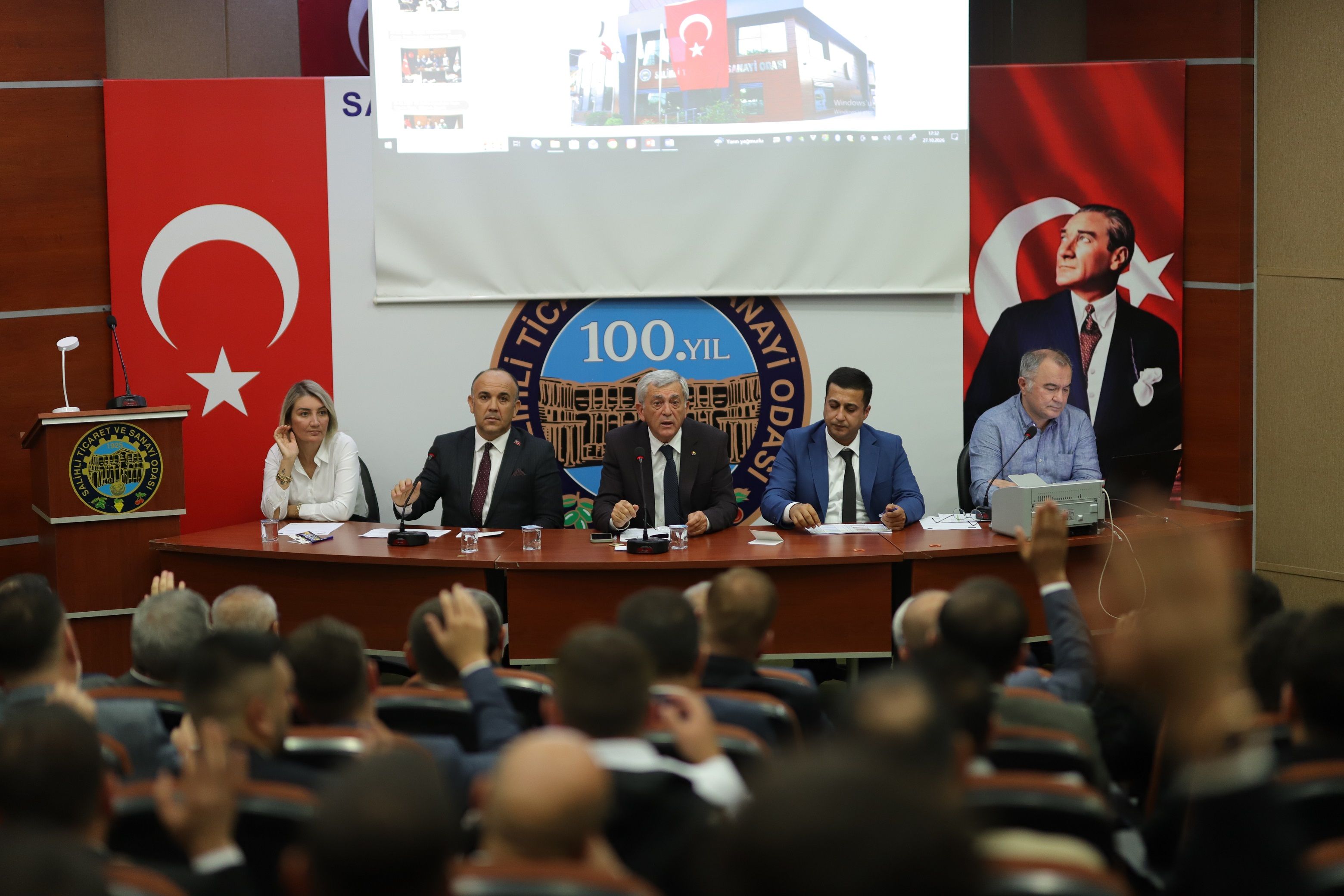 Salihli’de iş dünyasının yeni dönemi başladı: Tarım OSB için tarih verildi!